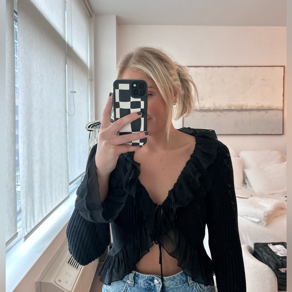 Tie front going out top